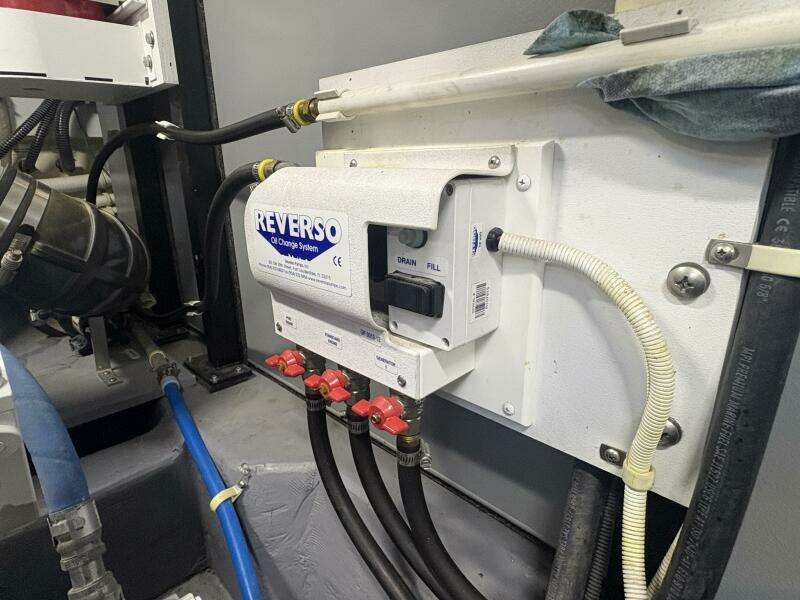 52ft Carver Yacht For Sale