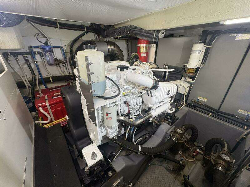 52ft Carver Yacht For Sale