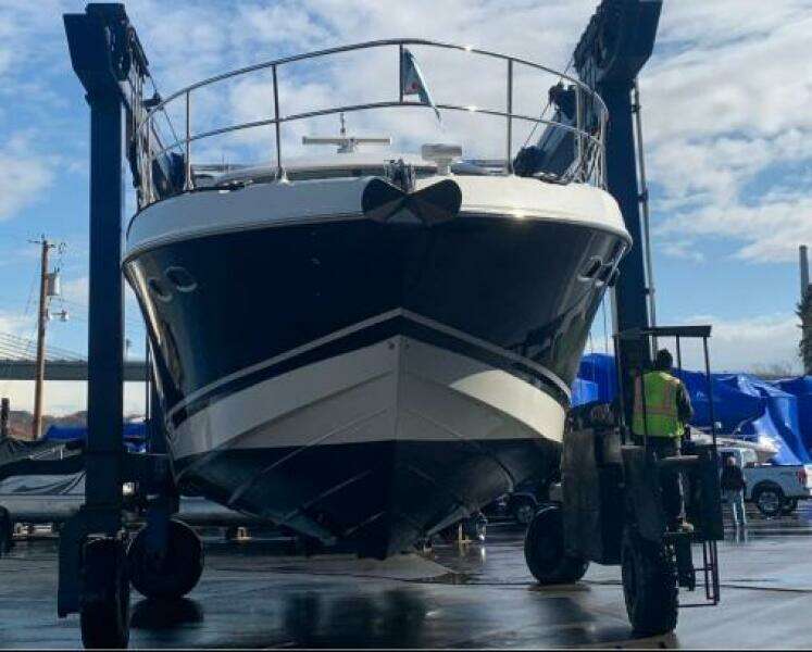 IDLE TIME 55ft Sea Ray Yacht For Sale