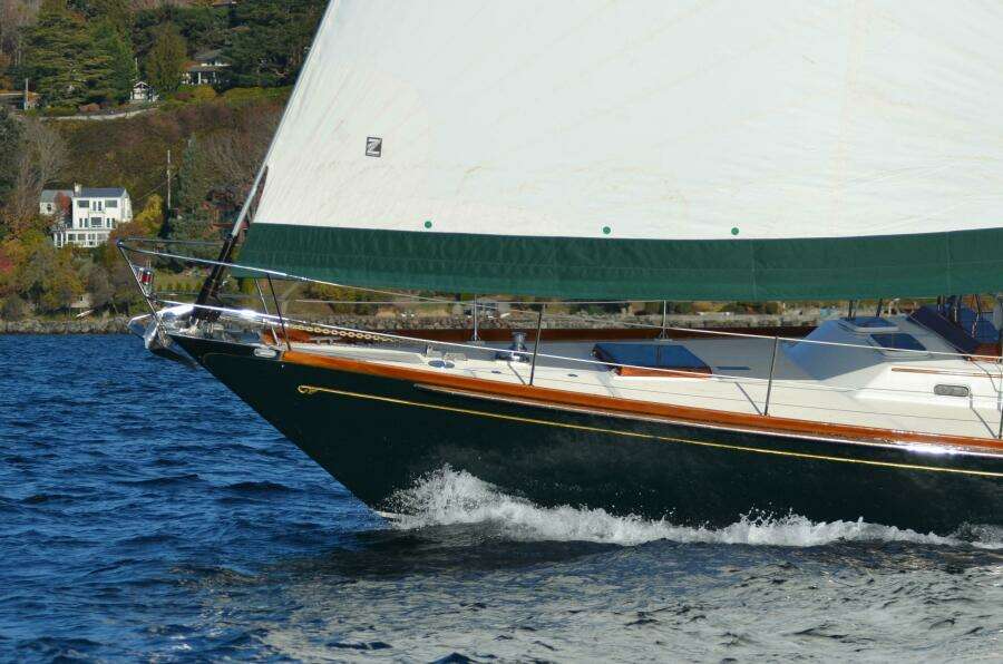 59ft Hinckley Yacht For Sale