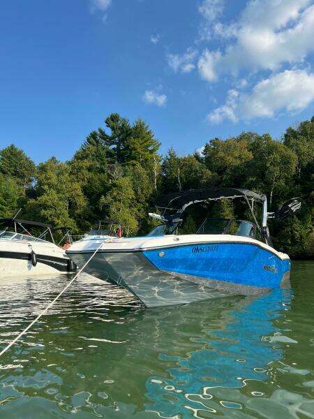 24ft Mastercraft Yacht For Sale
