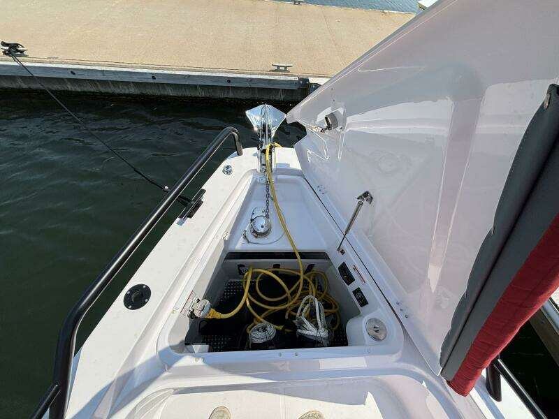 37ft Axopar Yacht For Sale