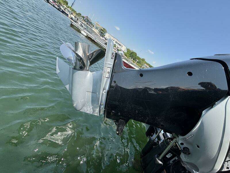37ft Axopar Yacht For Sale