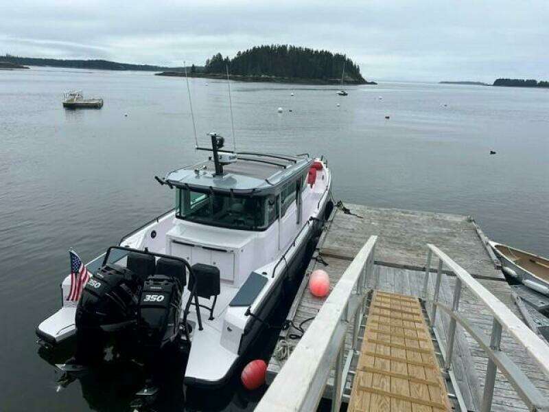 37ft Axopar Yacht For Sale