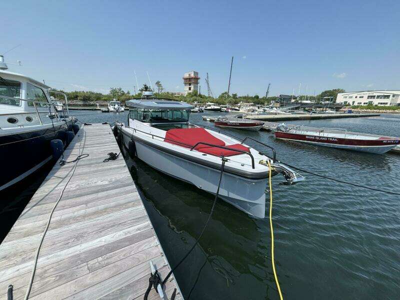 37ft Axopar Yacht For Sale