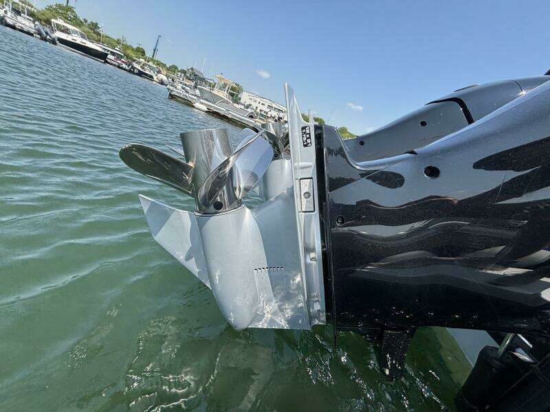 37ft Axopar Yacht For Sale