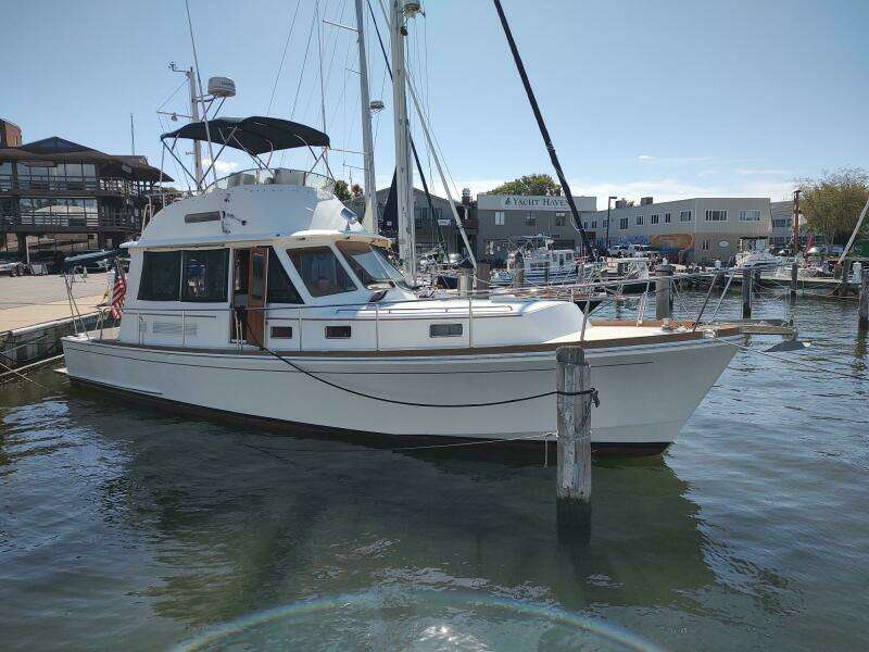 Summersalts 40ft Grand Banks Yacht For Sale Summersalts 40ft Grand Banks Yacht For Sale