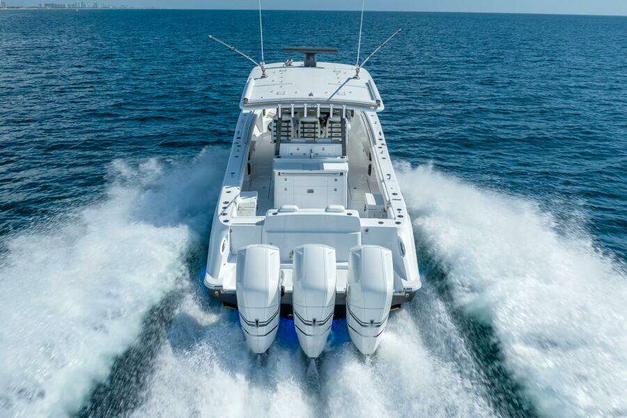 42ft HCB Yacht For Sale