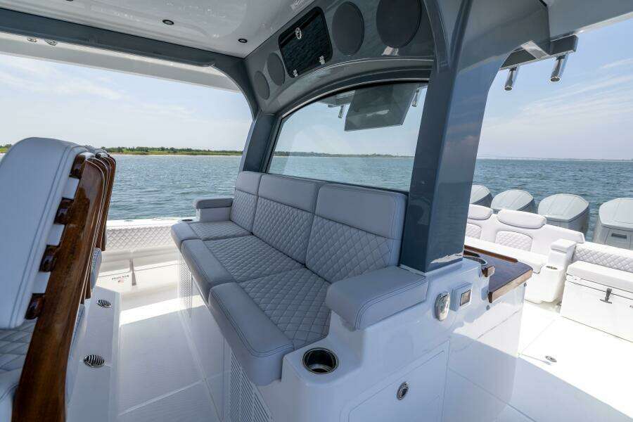 48ft HCB Yacht For Sale