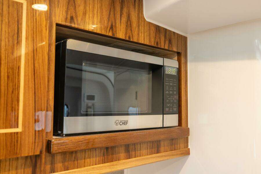 48ft HCB Yacht For Sale