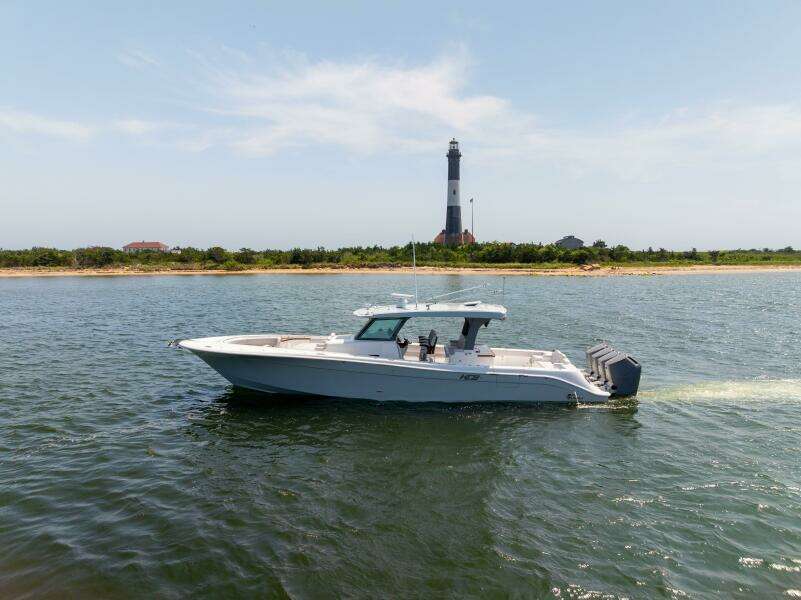 48ft HCB Yacht For Sale
