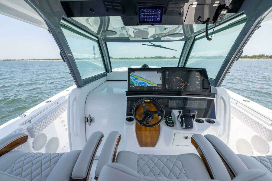 48ft HCB Yacht For Sale