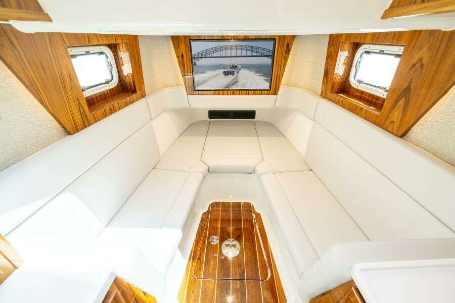 48ft HCB Yacht For Sale