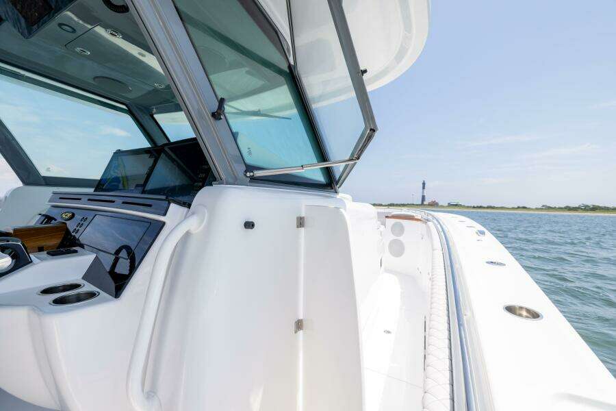 48ft HCB Yacht For Sale