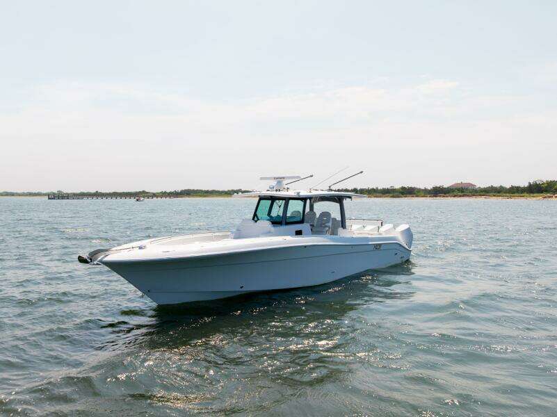 42ft HCB Yacht For Sale