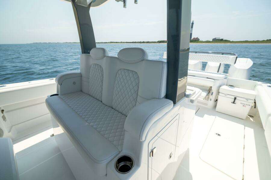 42ft HCB Yacht For Sale