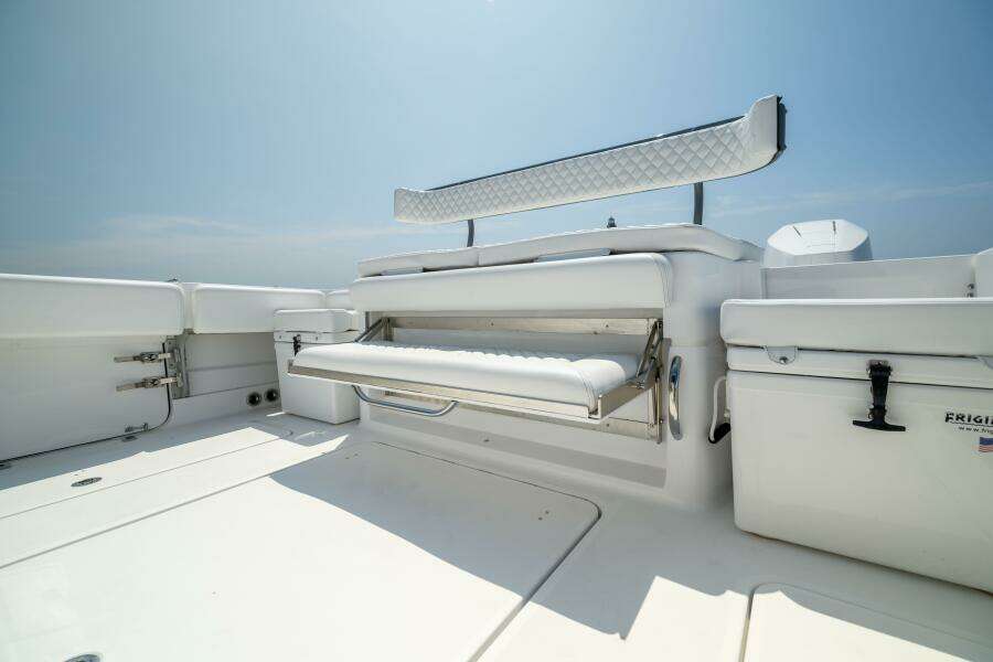 42ft HCB Yacht For Sale