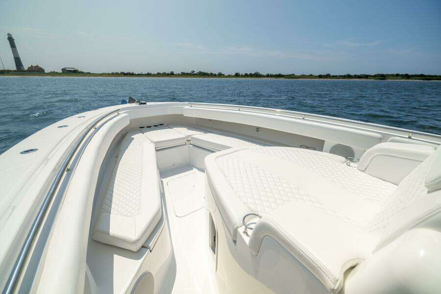42ft HCB Yacht For Sale