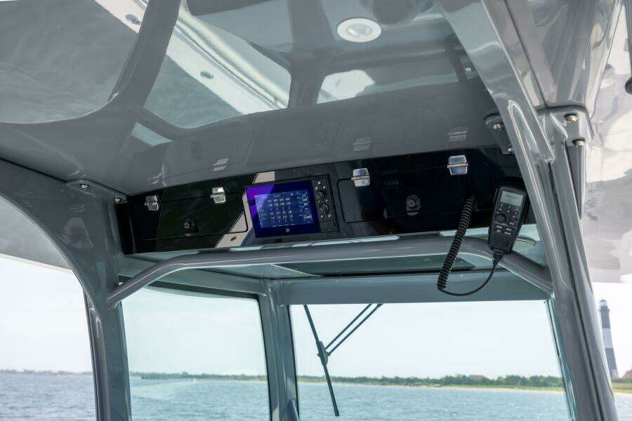 42ft HCB Yacht For Sale