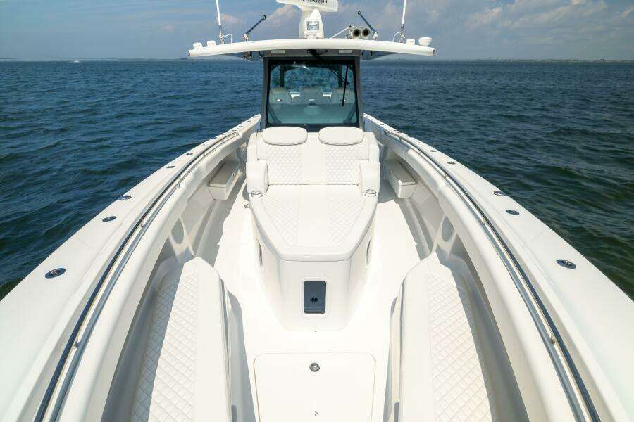 42ft HCB Yacht For Sale
