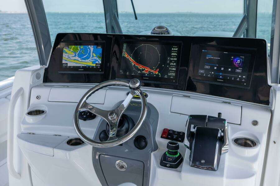 42ft HCB Yacht For Sale