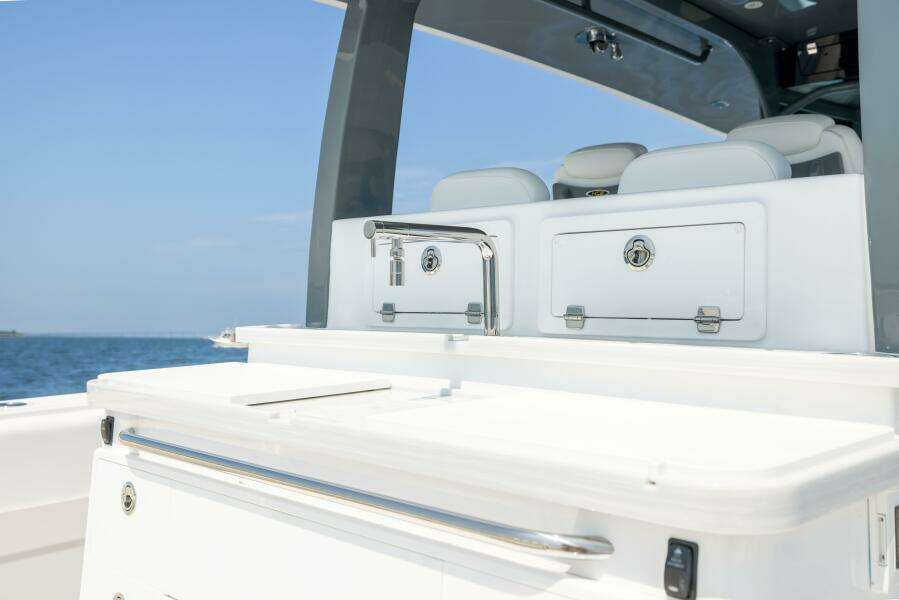 42ft HCB Yacht For Sale