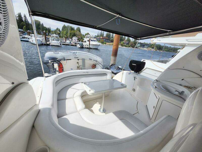 PRICE REDUCED  99 000cad 34ft Sea Ray Yacht For Sale