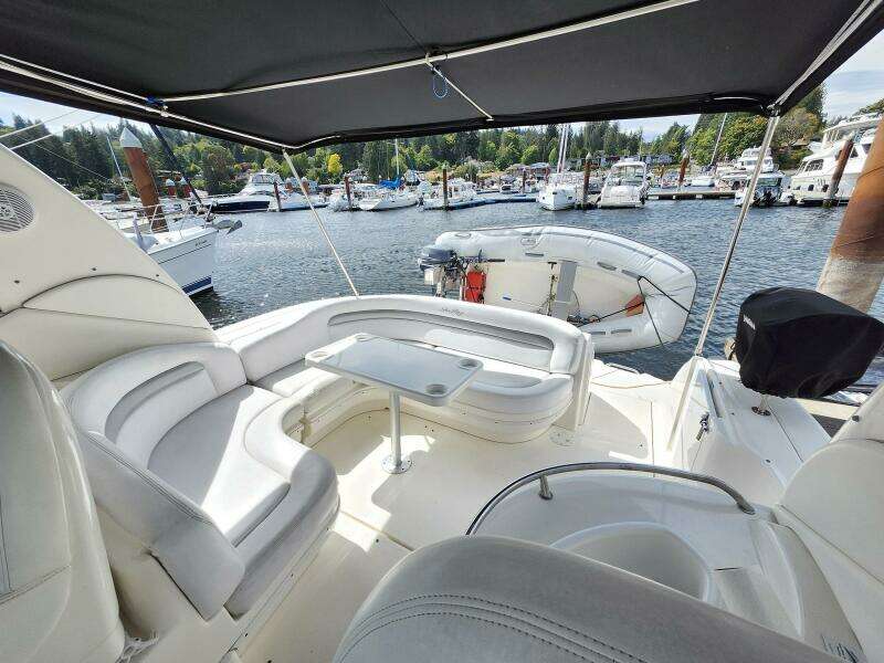 PRICE REDUCED  99 000cad 34ft Sea Ray Yacht For Sale