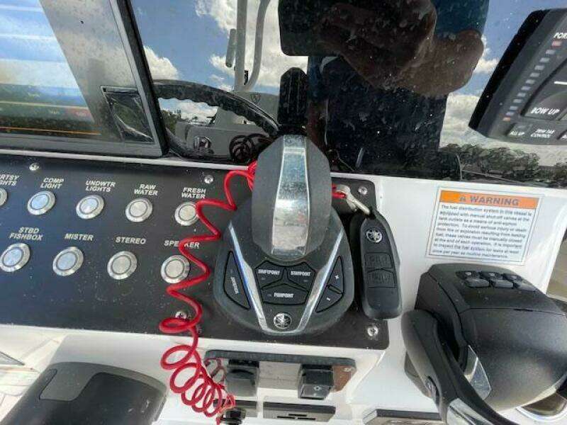 29ft Century Yacht For Sale