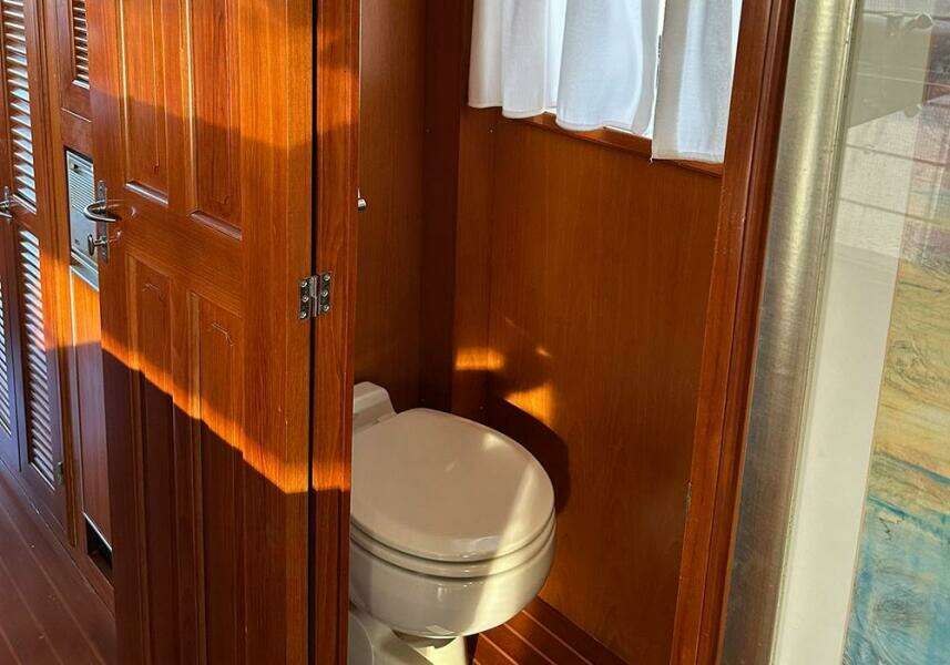 BOCHINCHE 65ft Grand Alaskan Yacht For Sale