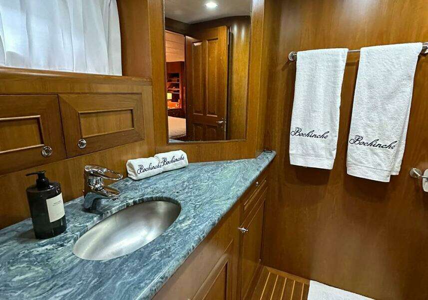 BOCHINCHE 65ft Grand Alaskan Yacht For Sale