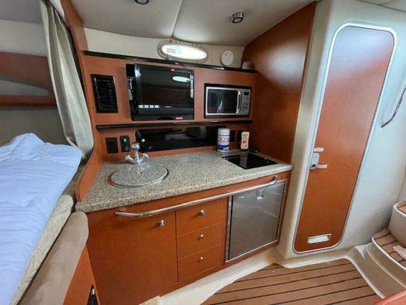 Knot for Sale 29ft Chaparral Yacht For Sale