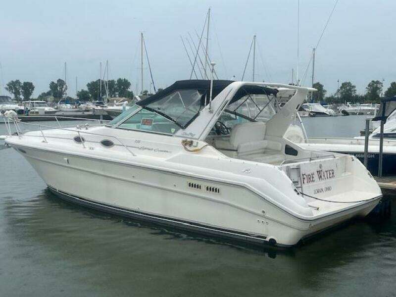 33ft Sea Ray Yacht For Sale
