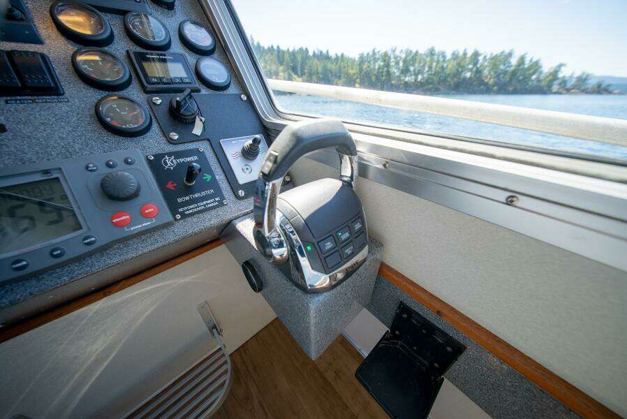 North Wind 32ft EagleCraft Yacht For Sale