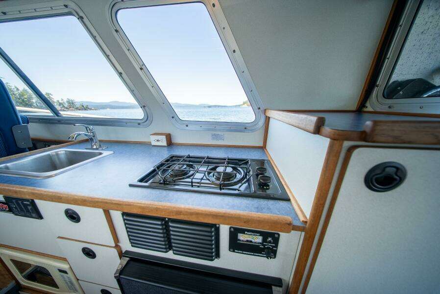 North Wind 32ft EagleCraft Yacht For Sale