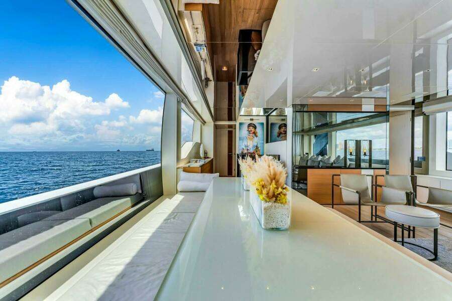 NOTYNOG 90ft Sanlorenzo Yacht For Sale NOTYNOG 90ft Sanlorenzo Yacht For Sale