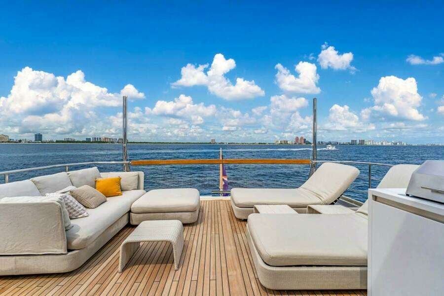 NOTYNOG 90ft Sanlorenzo Yacht For Sale