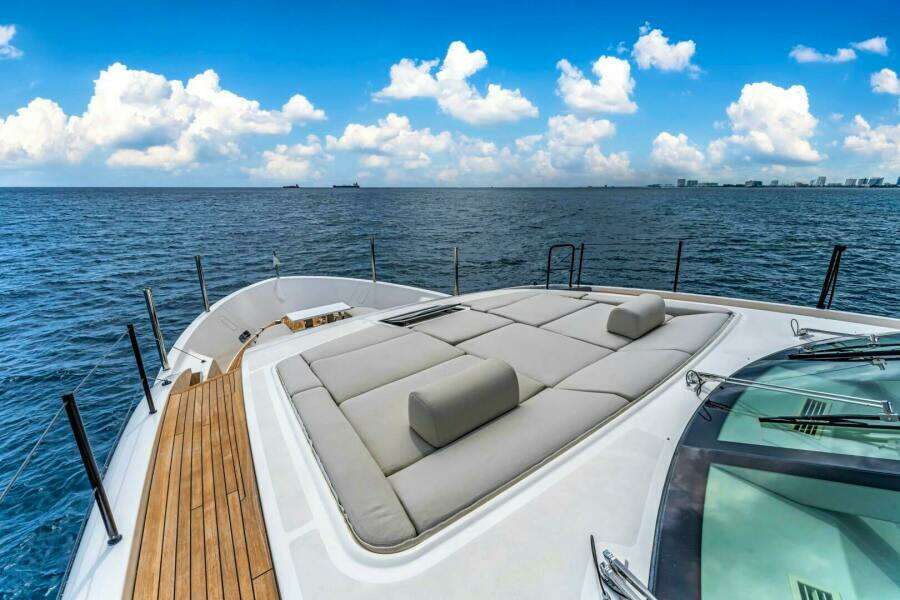 NOTYNOG 90ft Sanlorenzo Yacht For Sale