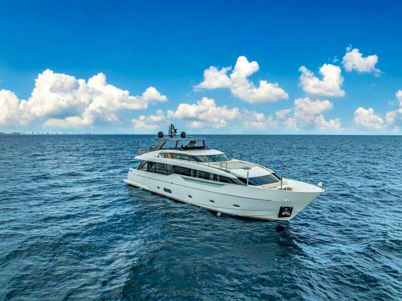 NOTYNOG 90ft Sanlorenzo Yacht For Sale NOTYNOG 90ft Sanlorenzo Yacht For Sale