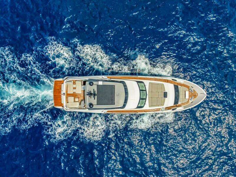 NOTYNOG 90ft Sanlorenzo Yacht For Sale NOTYNOG 90ft Sanlorenzo Yacht For Sale