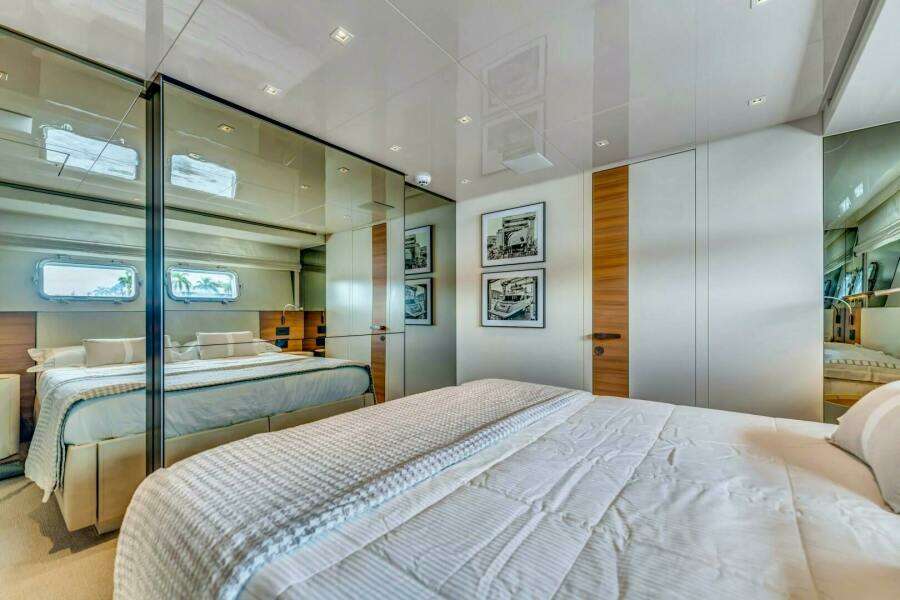 NOTYNOG 90ft Sanlorenzo Yacht For Sale NOTYNOG 90ft Sanlorenzo Yacht For Sale