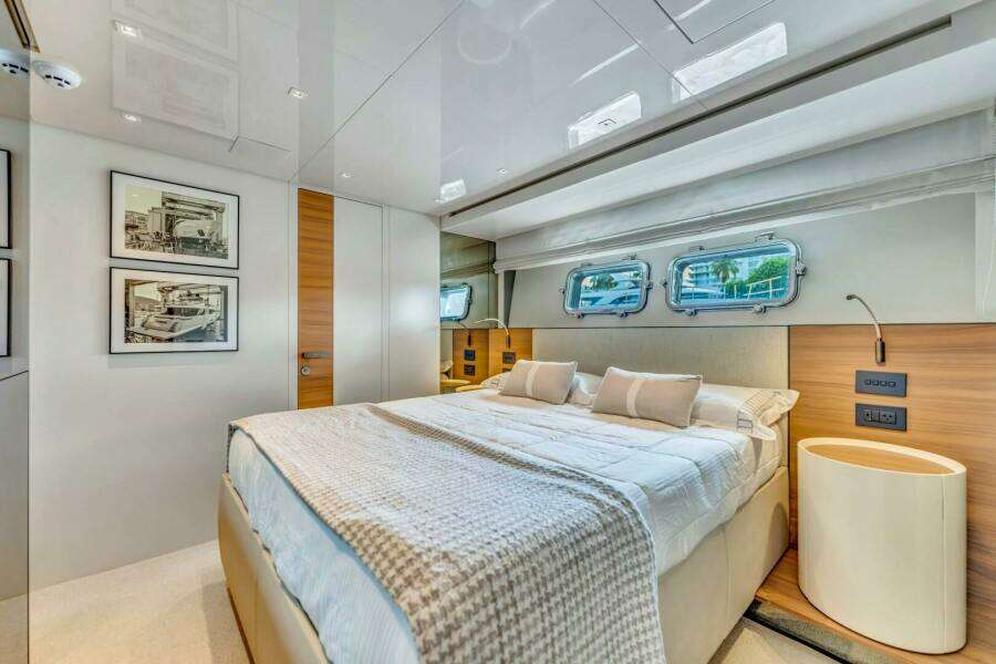NOTYNOG 90ft Sanlorenzo Yacht For Sale NOTYNOG 90ft Sanlorenzo Yacht For Sale