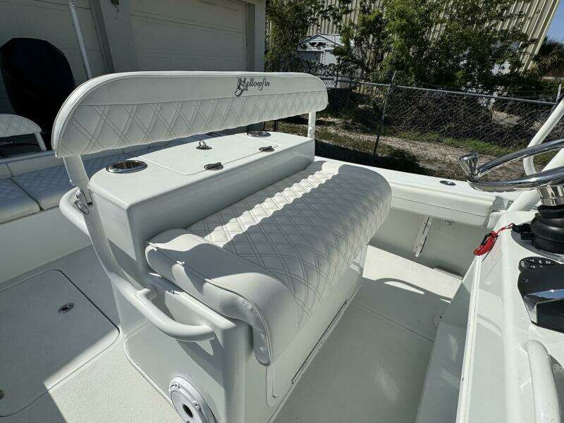 26ft Yellowfin Yacht For Sale