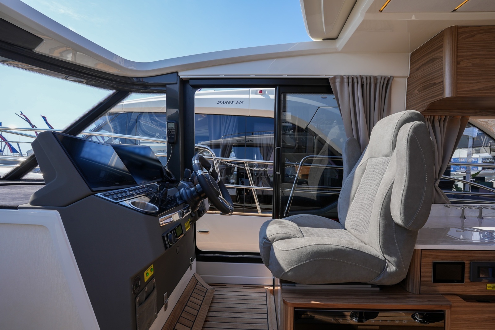 39ft Marex Yacht For Sale