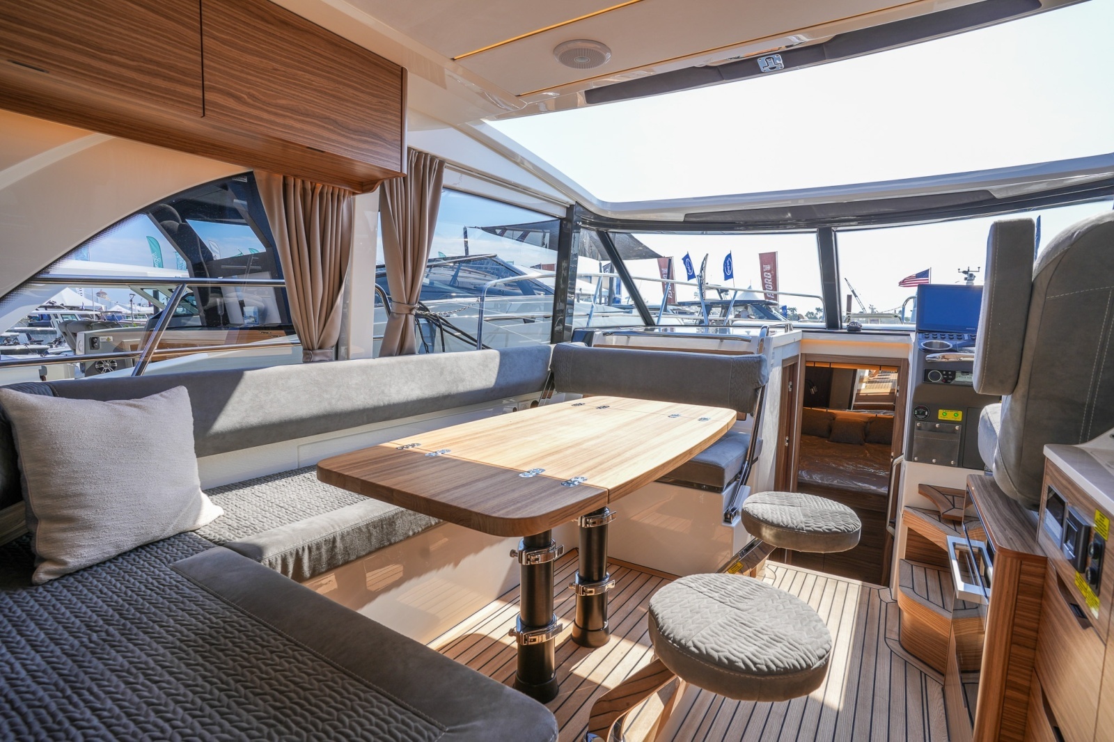 39ft Marex Yacht For Sale