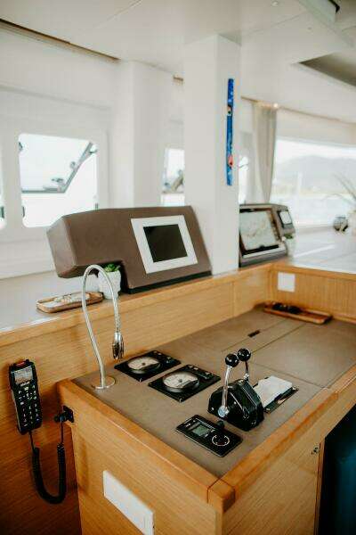 Ebb and Flow 56ft Lagoon Yacht For Sale