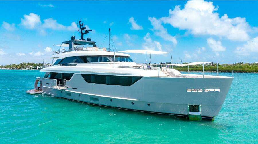 THE WOLF 118ft Sanlorenzo Yacht For Sale THE WOLF 118ft Sanlorenzo Yacht For Sale