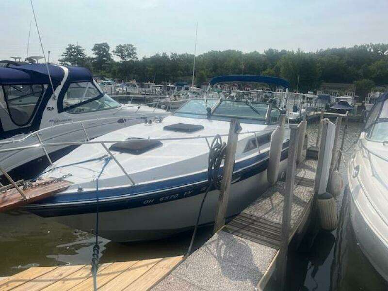 27ft Regal Yacht For Sale