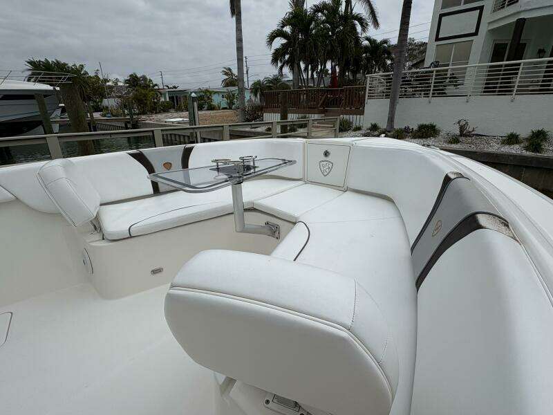 32ft Century Yacht For Sale