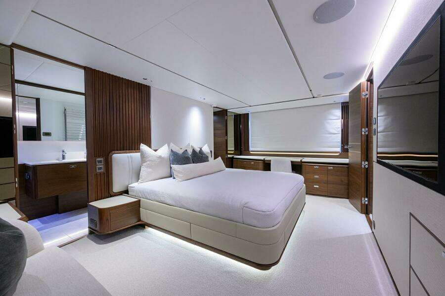 Princess X80 80ft Princess Yacht For Sale